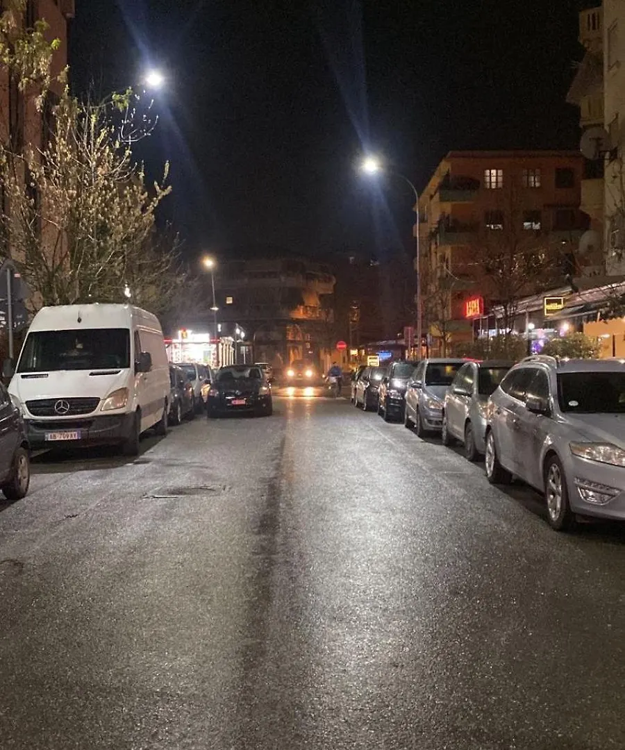 Gados Apartament Τίρανα 0*,  Αλβανία